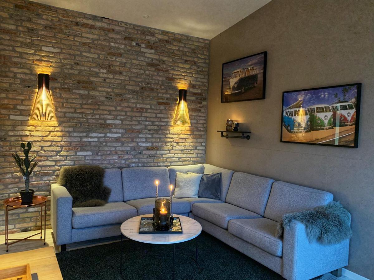 Broncks Apartment 1 - Modern 2-Bedroom In The Heart Of Торсгавн Екстер'єр фото